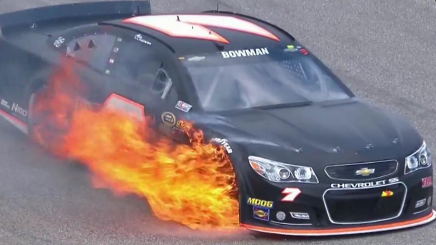 alex-bowman-fire-071815-twitter-ftr_1qusm3e438r071rn9jiwoz9jc8